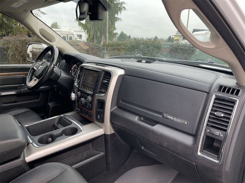 Used 2017 RAM 1500 Laramie w/ Convenience Group image 30