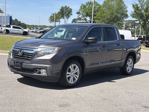 Used 2019 Honda Ridgeline RT image 7