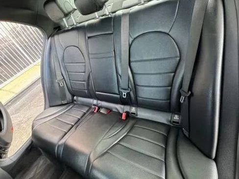 Used 2015 Mercedes-Benz C 300 4MATIC Sedan image 22
