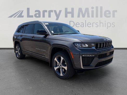 New 2026 Jeep Grand Cherokee L Limited AWD/4WD image 8