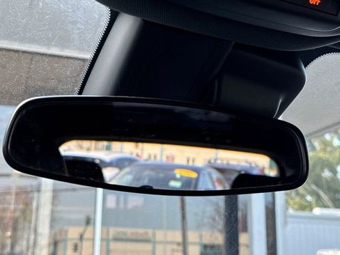 Used 2024 Chevrolet TrailBlazer RS image 25