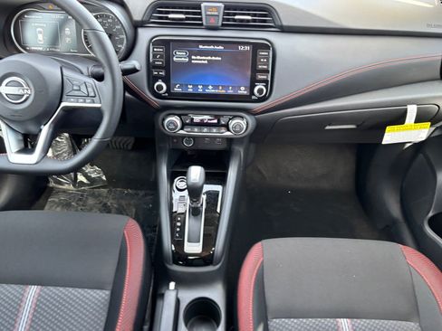 New 2025 Nissan Versa SR w/ Trunk Package image 16