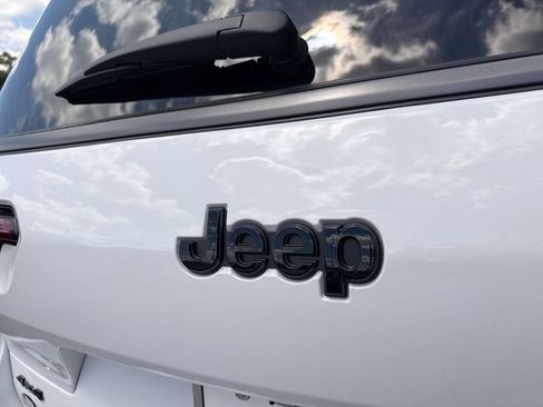 New 2026 Jeep Grand Cherokee L Limited AWD/4WD image 6