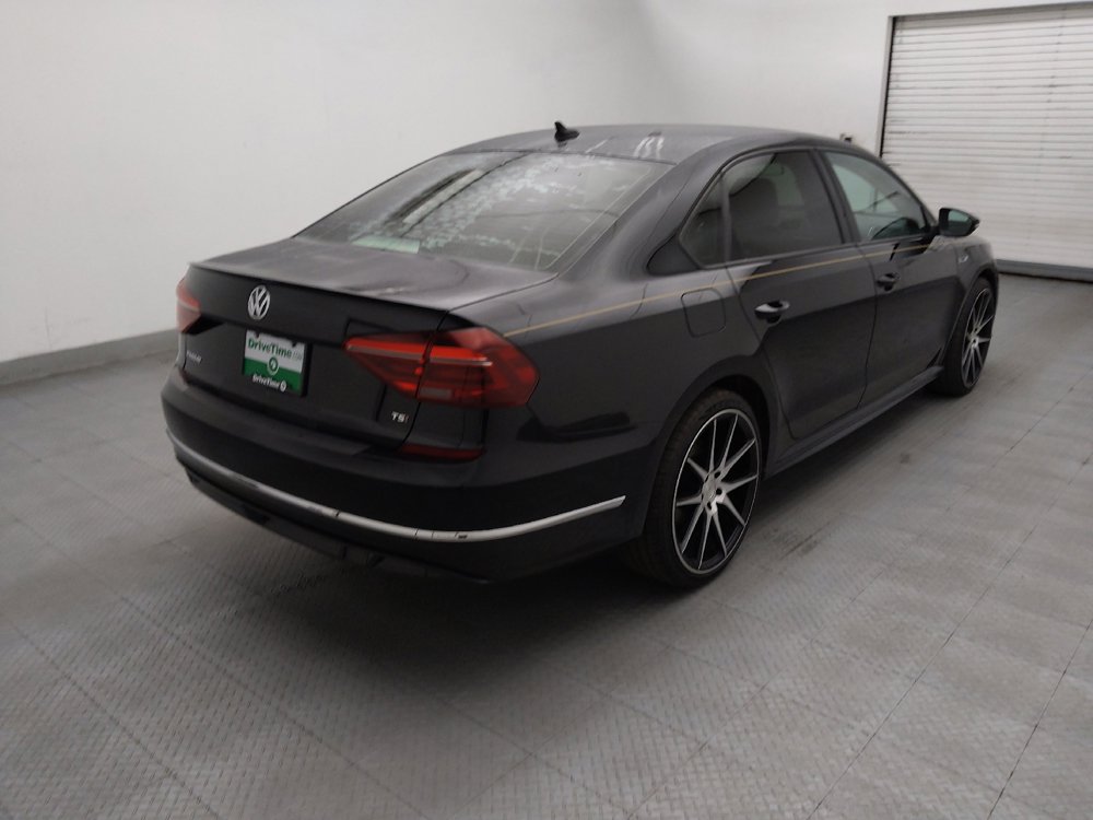Used 2018 Volkswagen Passat 2.0T S FWD image 9