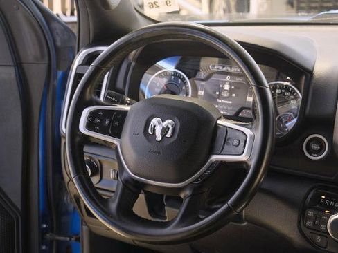 Used 2021 RAM 1500 Big Horn AWD/4WD image 17