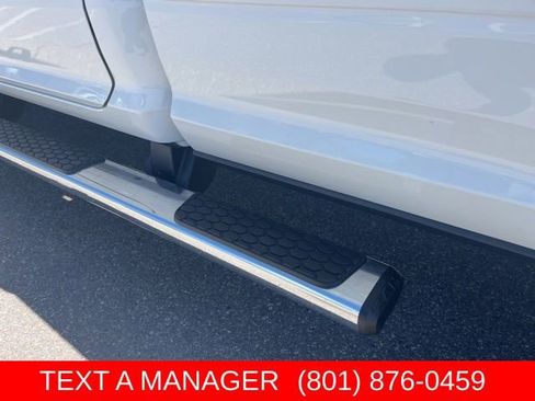 Used 2024 RAM 2500 Tradesman w/ Chrome Appearance Group AWD/4WD image 11