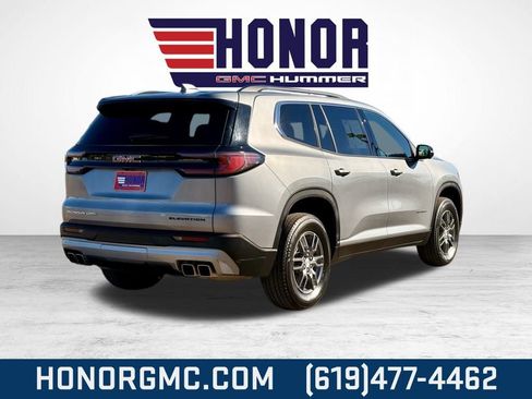 Used 2025 GMC Acadia Elevation image 3