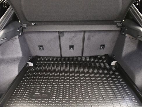 Used 2025 Audi Q3 2.0T Premium Plus w/ Premium Plus Package image 57