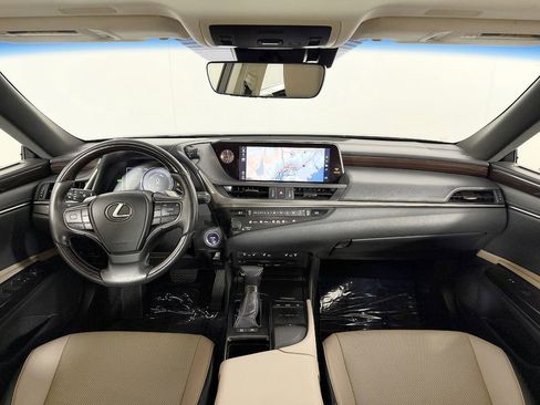 Used 2019 Lexus ES 300h w/ Premium Package FWD image 53