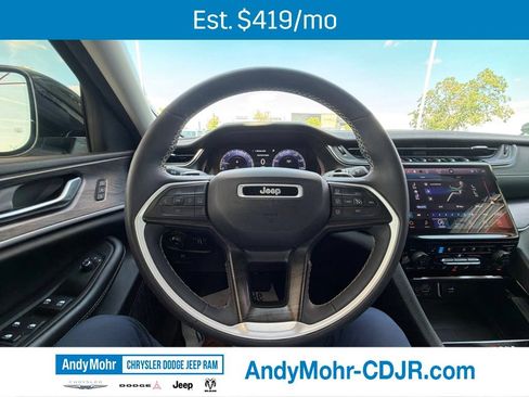 Used 2023 Jeep Grand Cherokee L Limited w/ Luxury Tech Group II AWD/4WD image 28