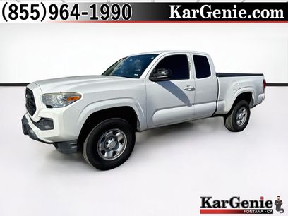 Used 2017 Toyota Tacoma SR w/ SR Convenience Package