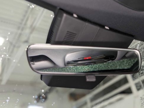 Used 2025 Kia Sportage X-Line w/ Premium Package image 34