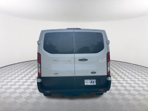 Used 2023 Ford Transit 350 XL image 8