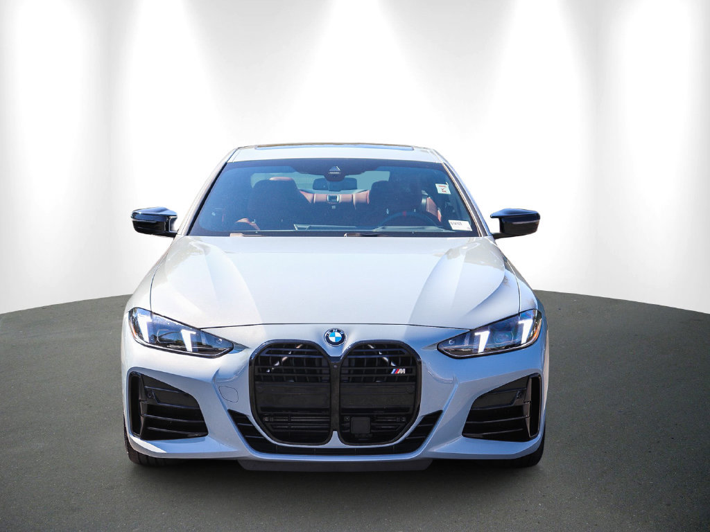 Used 2026 BMW M440i Coupe RWD image 2