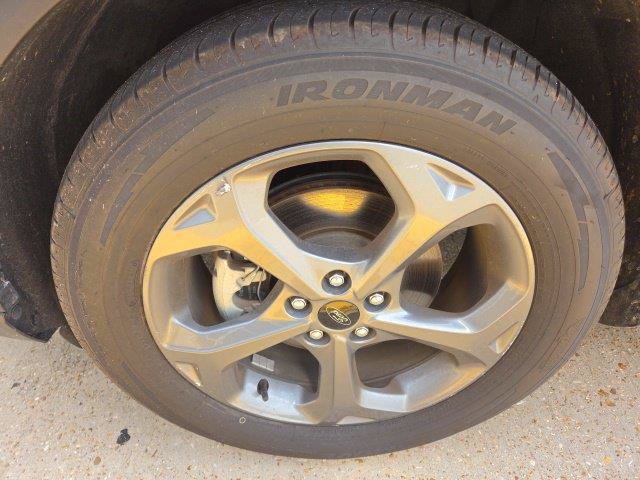 Certified 2025 Ford Escape ST-Line FWD image 17