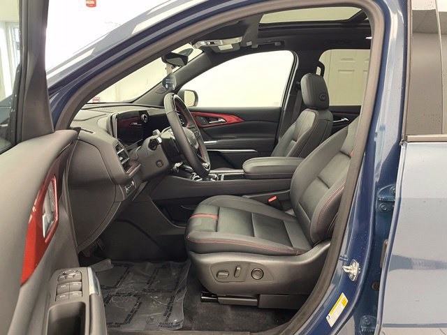 Used 2024 Chevrolet Traverse RS w/ LPO, Floor Liner Package AWD/4WD image 16