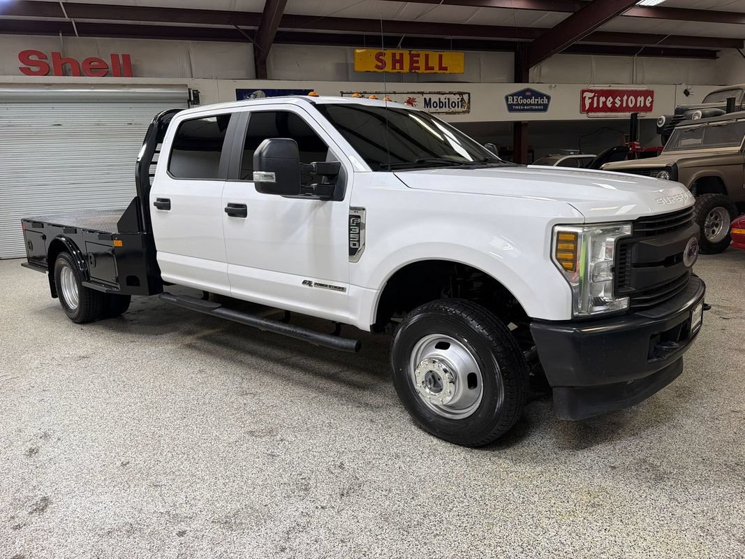 Used 2019 Ford F350 XL w/ Power Equipment Group AWD/4WD image 11