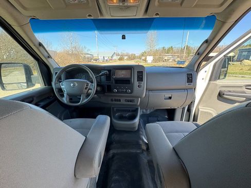 Used 2021 Nissan NV 1500 SV image 17