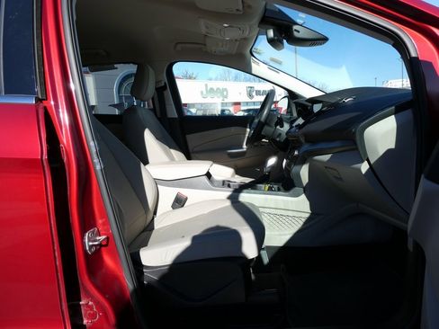 Used 2019 Ford Escape SE image 13