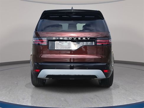 New 2026 Land Rover Discovery Limited Edition image 6