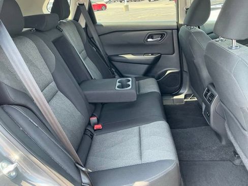 Used 2024 Nissan Rogue SV AWD/4WD image 20