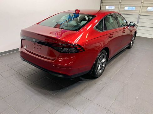 Used 2024 Honda Accord EX image 3
