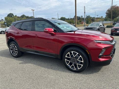 New 2025 Chevrolet Blazer RS image 11