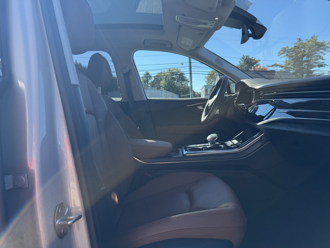 Used 2024 Audi Q7 2.0T Premium Plus AWD/4WD image 25