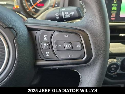Used 2025 Jeep Gladiator Sport AWD/4WD image 18
