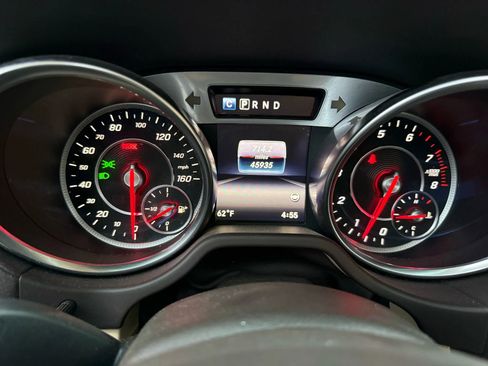 Used 2017 Mercedes-Benz SL 550 image 30