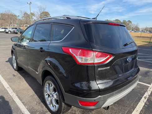 Used 2013 Ford Escape Titanium w/ Parking Technology Pkg FWD image 5