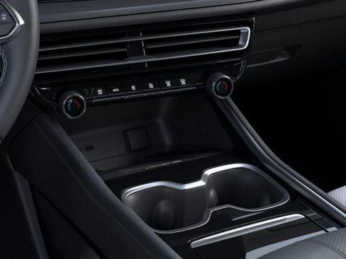 New 2026 Chevrolet Traverse High Country w/ LPO, Floor Liner Package FWD image 23