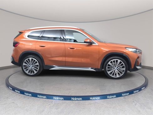 Used 2025 BMW X1 xDrive28i w/ Convenience Package image 5