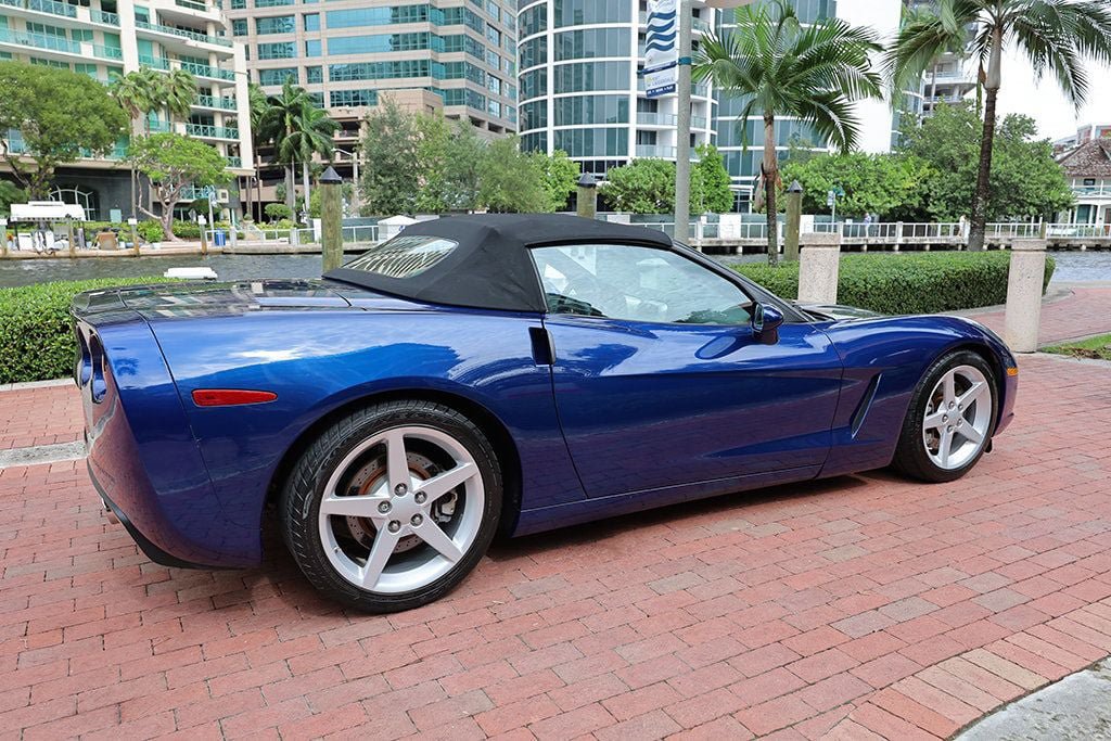 Used 2005 Chevrolet Corvette Convertible w/ Preferred Equipment Group RWD image 6