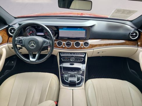 Used 2017 Mercedes-Benz E 300 image 18