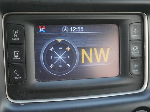 Used 2014 Jeep Grand Cherokee Laredo w/ All Weather Capability Group image 11