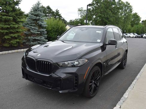 Certified 2024 BMW X5 M60i AWD/4WD image 3