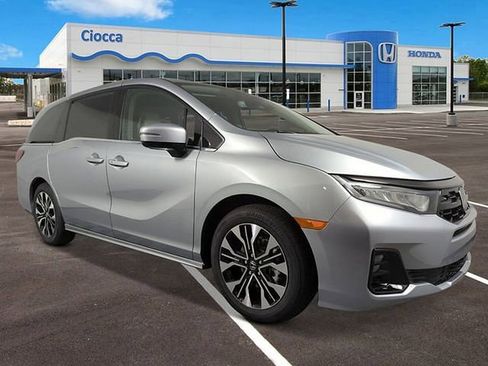 New 2026 Honda Odyssey Elite image 5