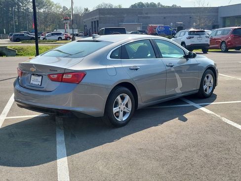 Used 2023 Chevrolet Malibu LT image 3
