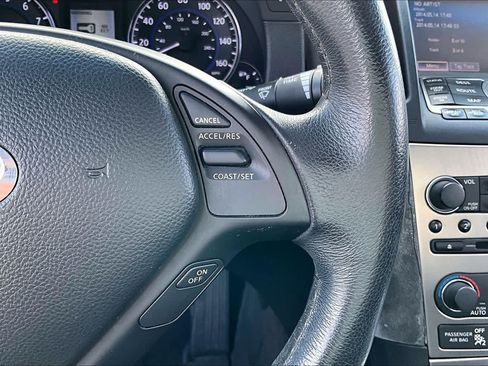 Used 2011 INFINITI G37 Journey w/ Premium Pkg RWD image 21