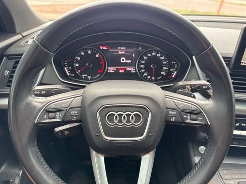 Used 2020 Audi Q5 2.0T Premium w/ Titanium Sport Package AWD/4WD image 23