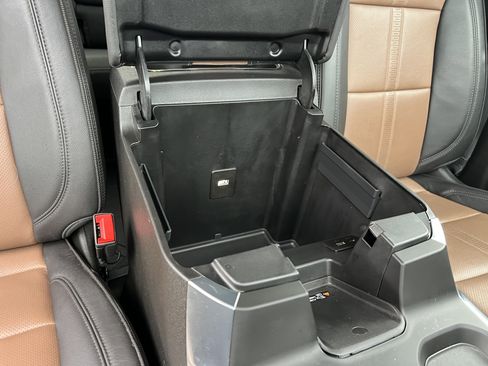 Used 2023 Chevrolet Silverado 1500 High Country w/ Max Trailering Package image 24