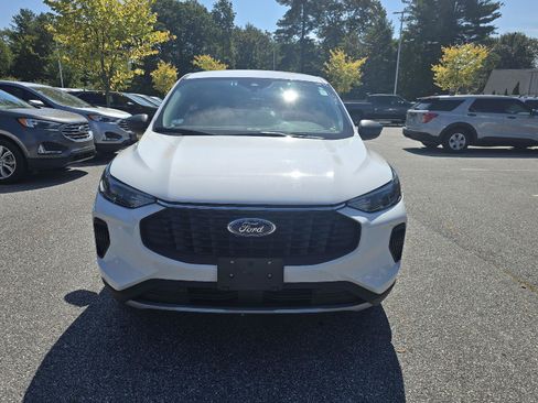 Used 2024 Ford Escape Active AWD/4WD image 4