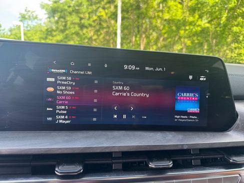 Certified 2025 Kia Telluride SX X-Line AWD/4WD image 17