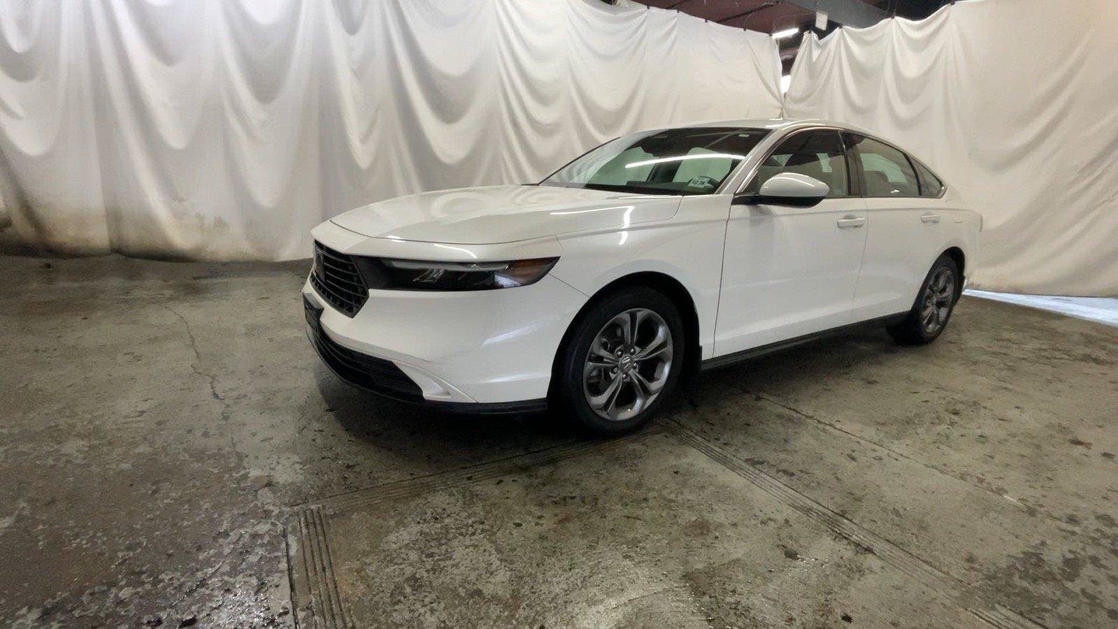 Certified 2024 Honda Accord EX image 11