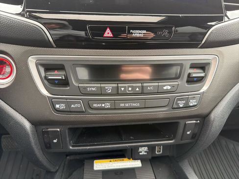 Used 2023 Honda Passport TrailSport image 26