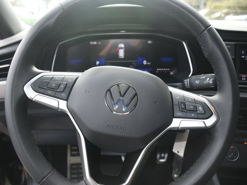 Used 2023 Volkswagen Jetta Sport image 12