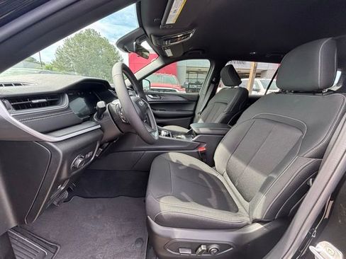 New 2026 Jeep Grand Cherokee L Laredo RWD image 13