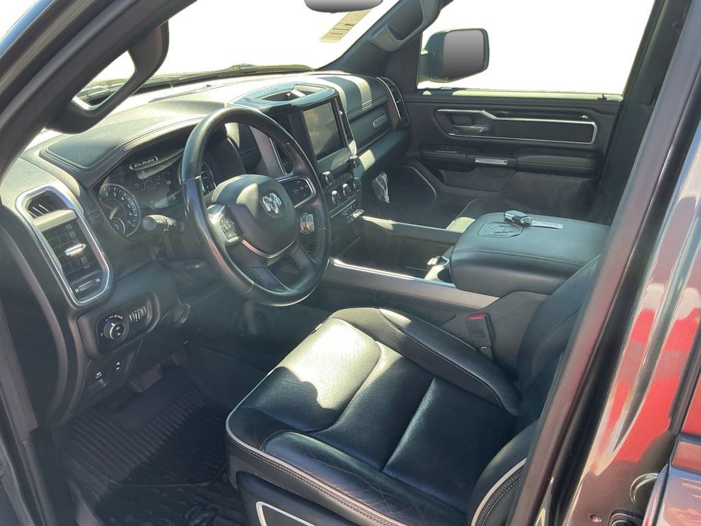 Used 2021 RAM 1500 Laramie w/ Sport Appearance Package AWD/4WD image 14