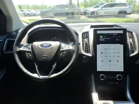 Used 2023 Ford Edge SEL w/ Convenience Package AWD/4WD image 10